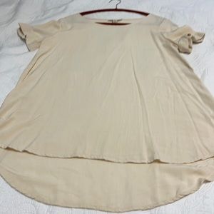 NWOT high to low shirt with cuffed sleeves